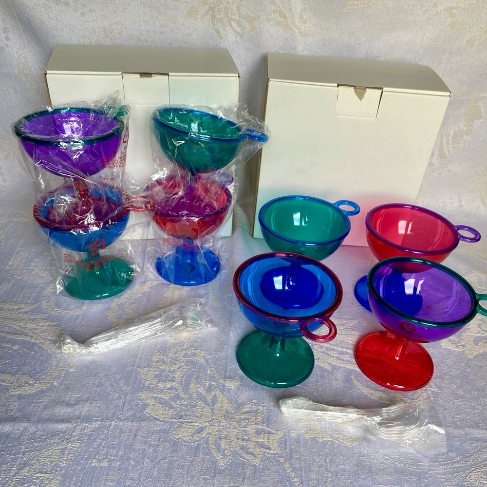 🆕 Dessert Cups with Spoons